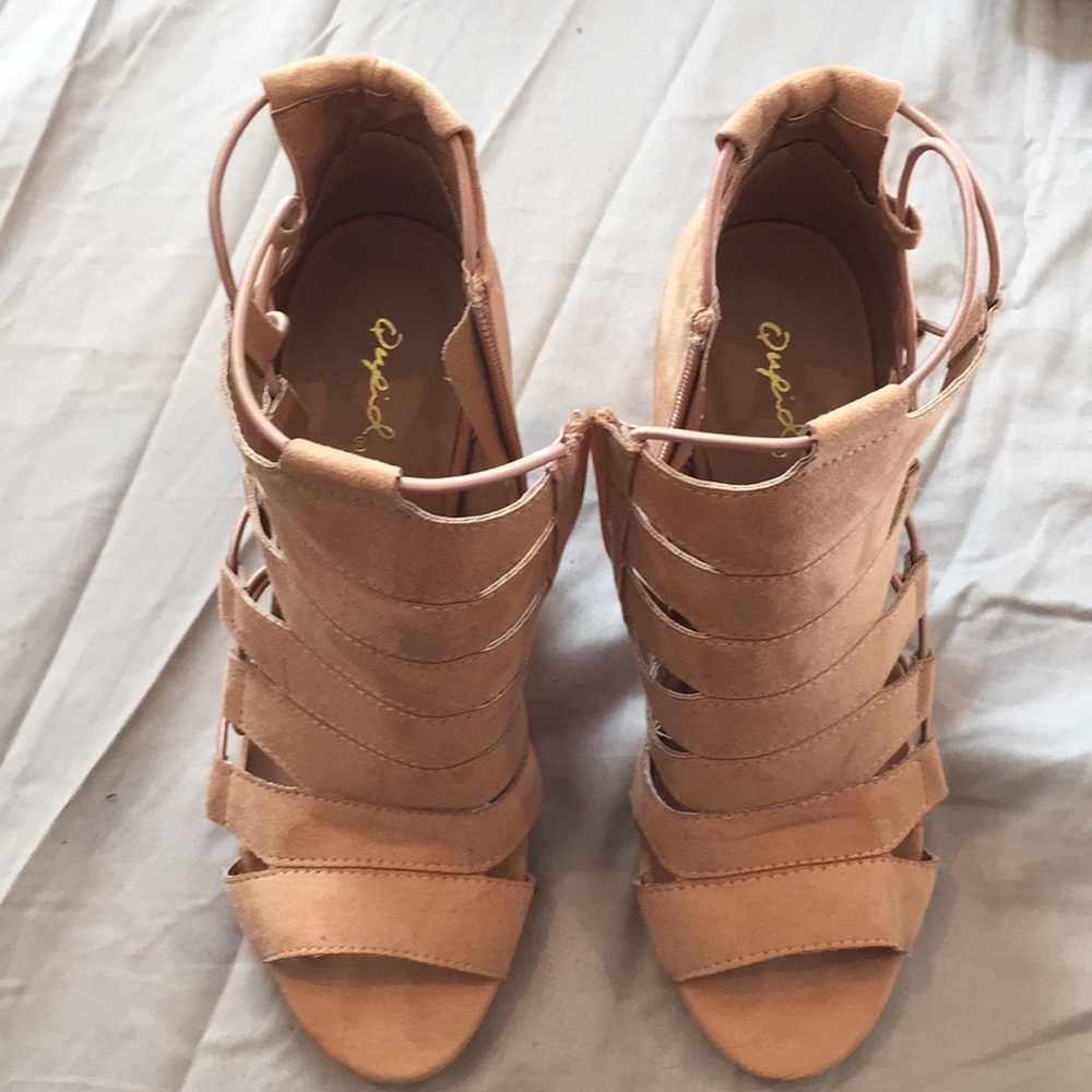 Tan caged chunky heels
